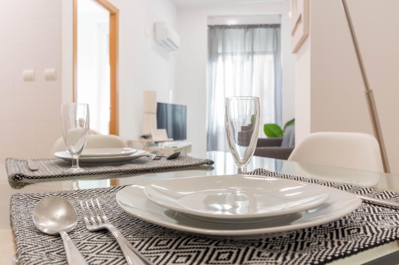 Apartamento céntrico en calle Mayor Alicante Esterno foto