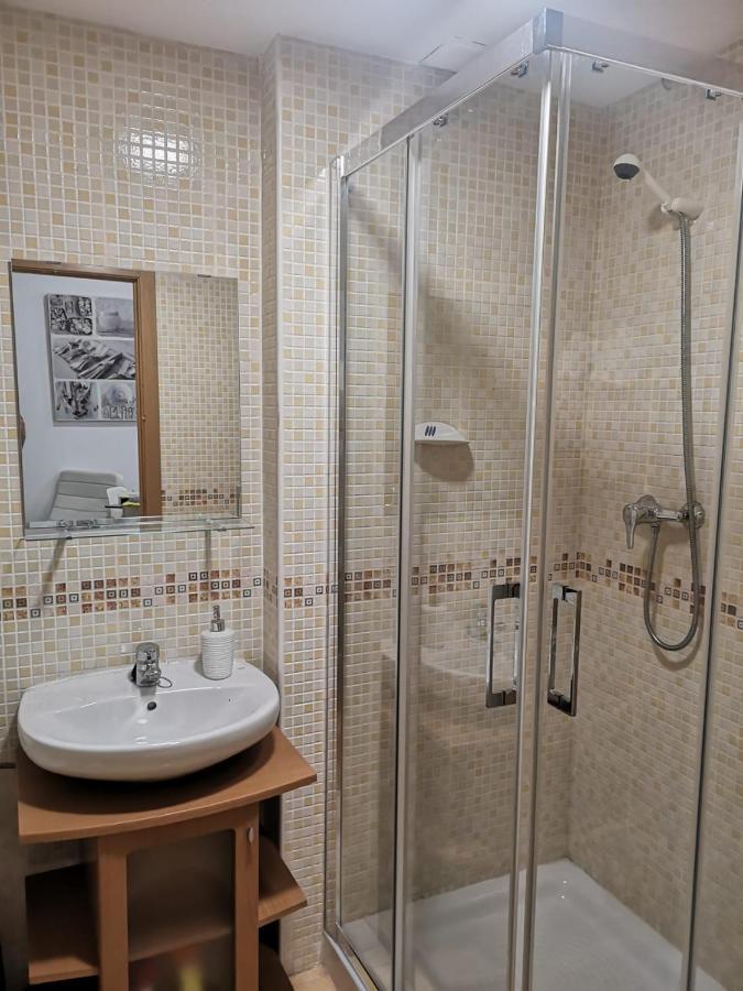 Apartamento céntrico en calle Mayor Alicante Esterno foto