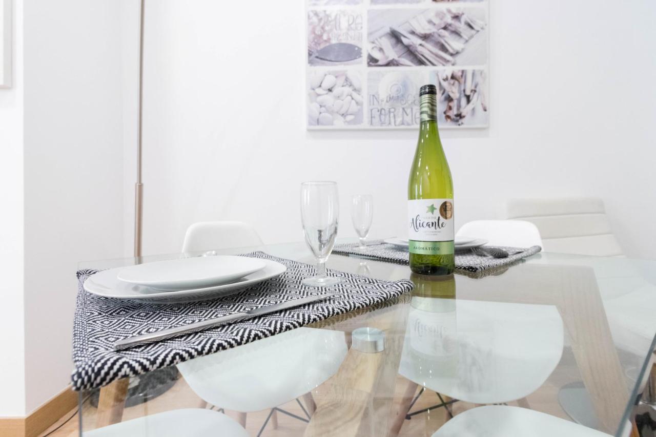 Apartamento céntrico en calle Mayor Alicante Esterno foto