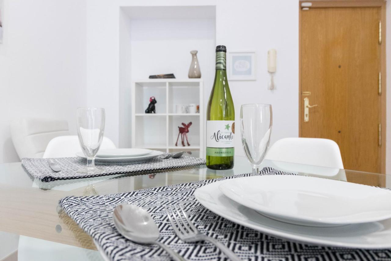 Apartamento céntrico en calle Mayor Alicante Esterno foto